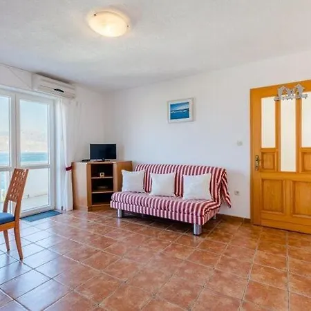 Stella - Two Bedroom With Balcony And Sea View Carla *