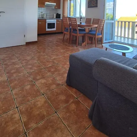 Stella - Two Bedroom With Balcony And Sea View Carla 斯普利特卡