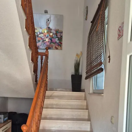 Stella - Two Bedroom With Balcony And Sea View Carla 公寓